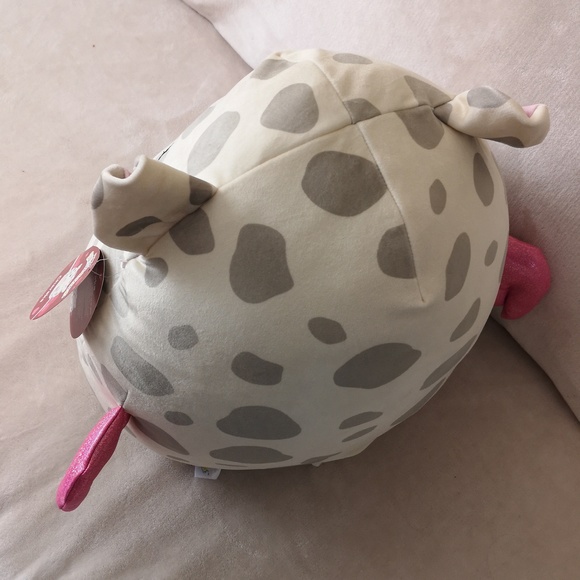 Squishmallow Charaka the flying pig, 16 inches, Valentine's edition - Picture 4 of 5